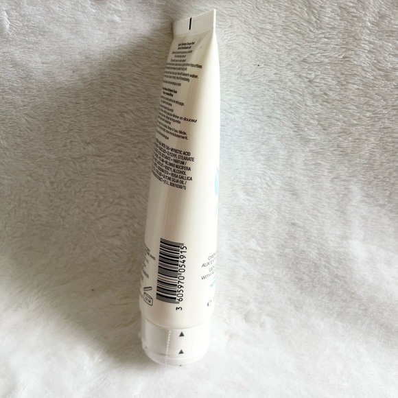 Lancome Crème Radiance Clarifying GentleCream-to-Foam Cleanser - Picture 3 of 4